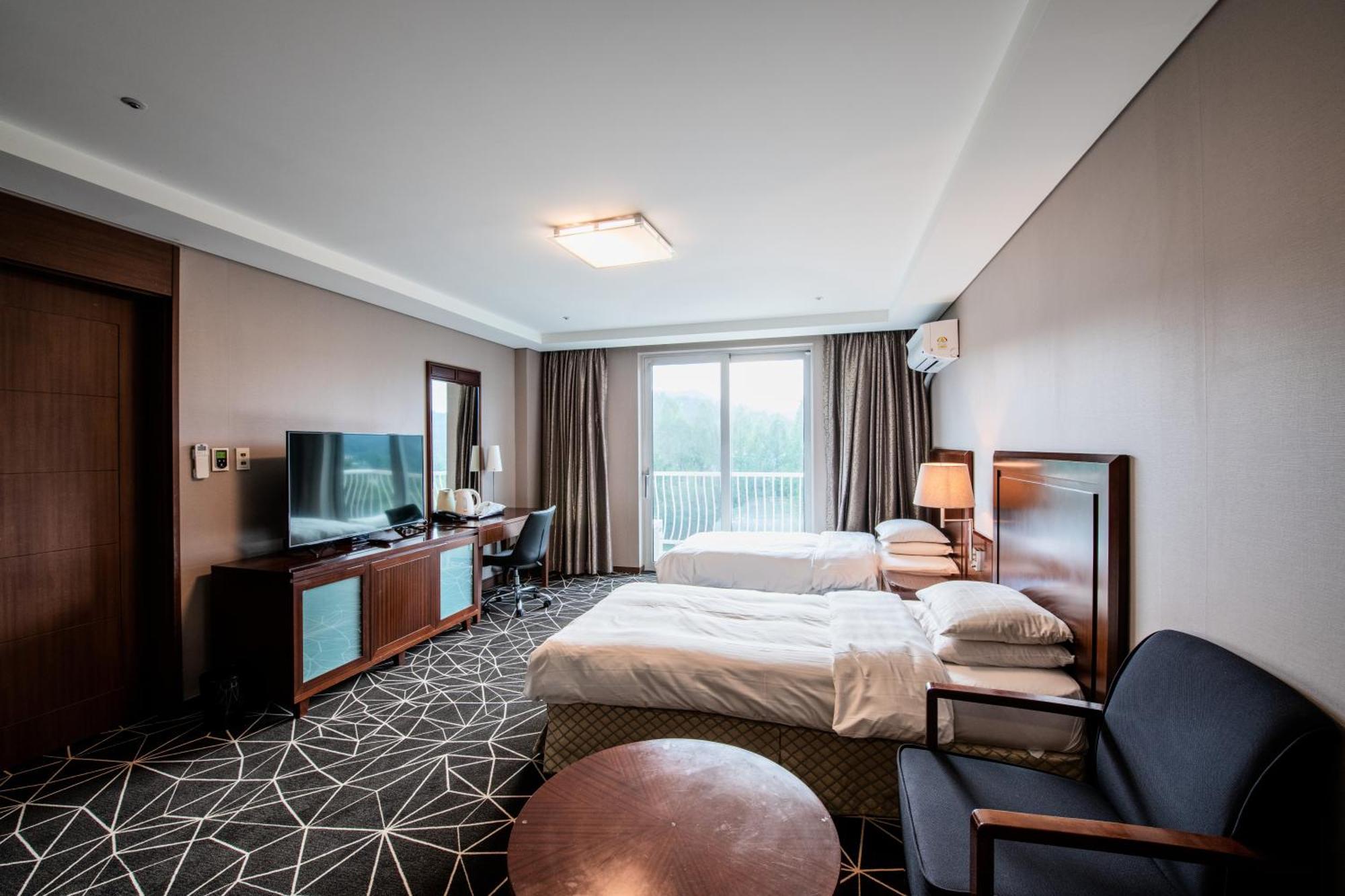 Pocheon Adonis Art Hill Hotel Ngoại thất bức ảnh